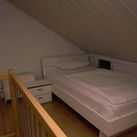 Modernes In * Stuttgart